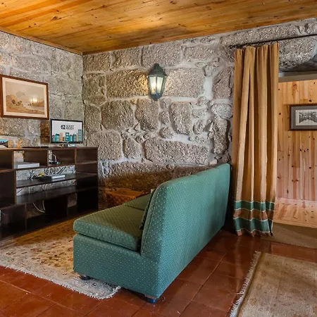 Casa Do Pomar - Manor House Дом отдыха