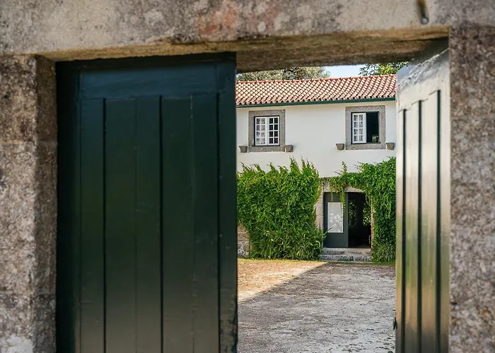 Casa Do Pomar - Manor House بيت للعطل *